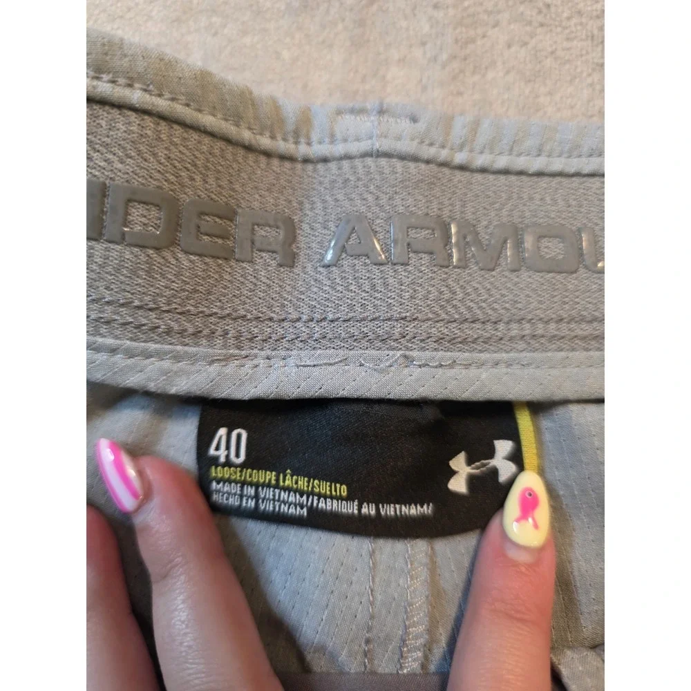 Under Armour Mens Golf Shorts Size 40 Gray Loose Performance Stretch Casual